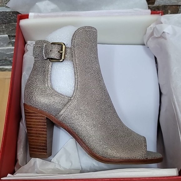 Donald J Pliner Women's Kara-RM Ankle Boot - Picture 9 of 12